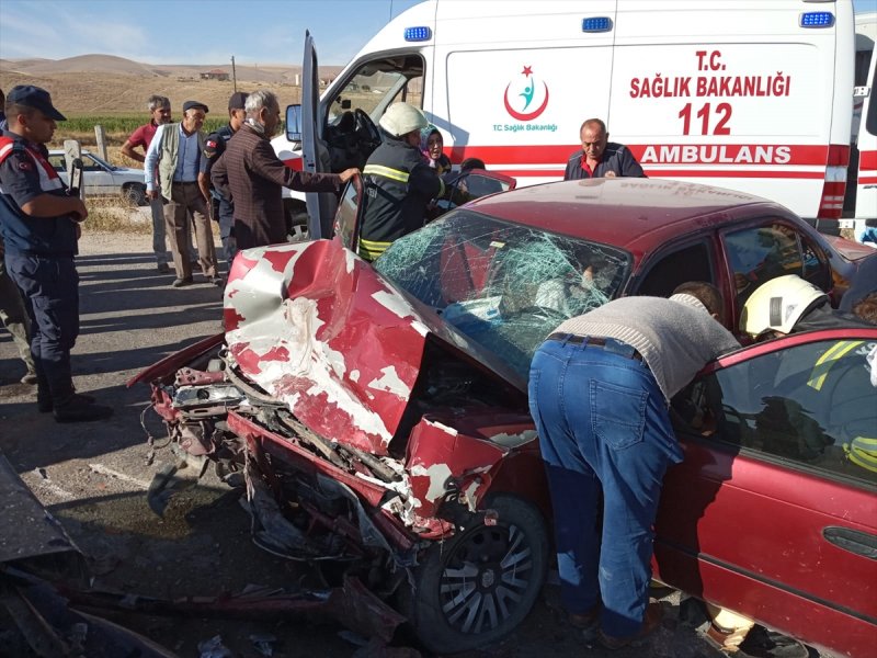 Ereğli'deki Feci Kazada 2 Kişi Hayatını Kaybetti