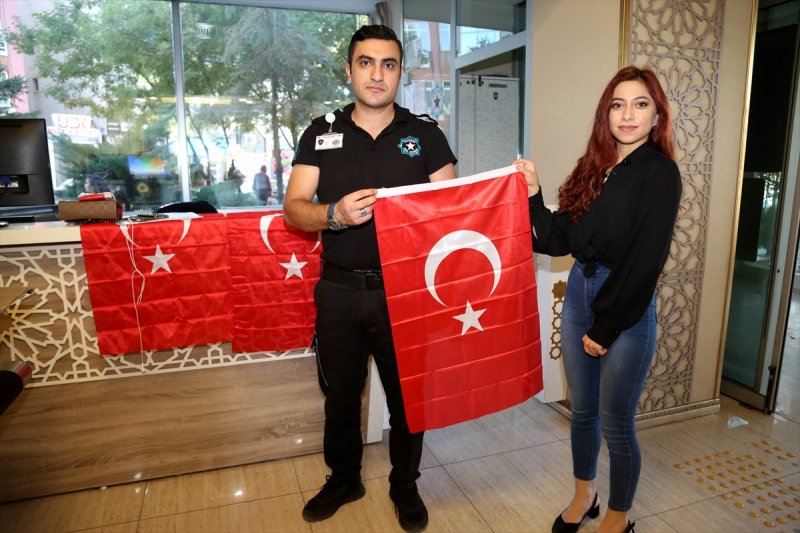 Aksaray Belediyesi'nden Barış Pınarı Harekatı'na Bayraklı Destek