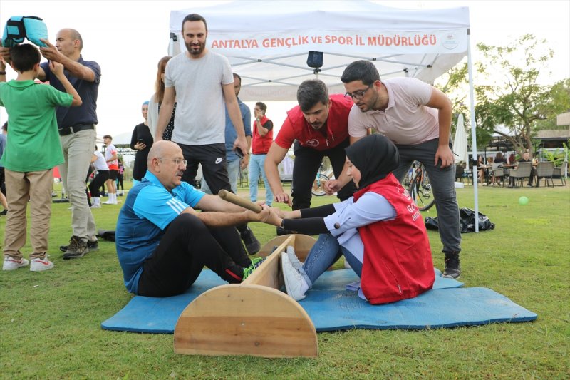 Antalya'da Amatör Spor Haftası Etkinlikleri Başladı