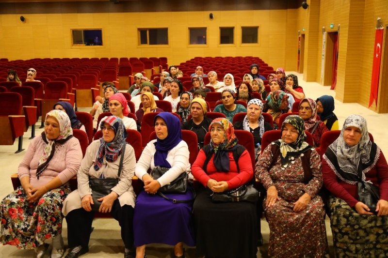 Torosların Kadınları Antalya’yı Gezdi