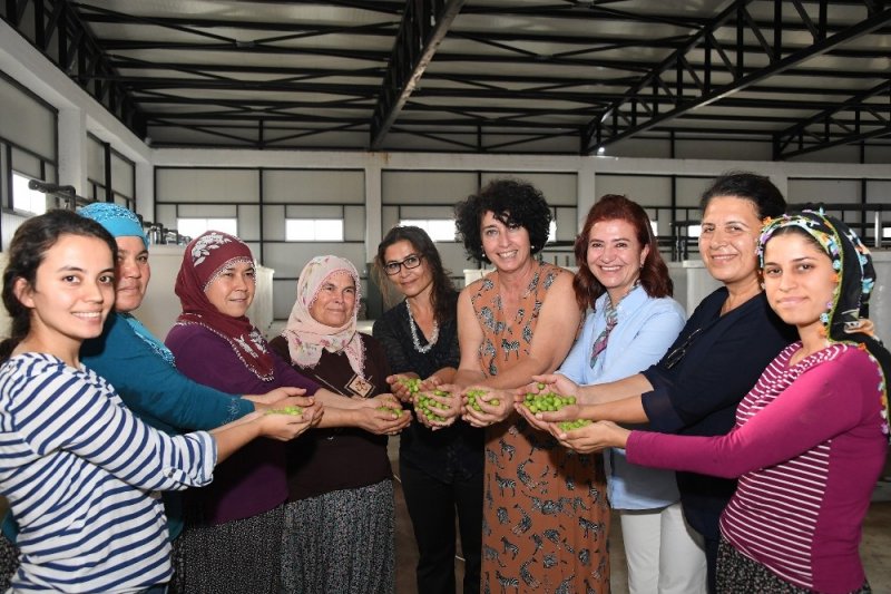 15 Ekim Dünya Kadın Çiftçiler Günü Etkinliğine Katılmak İçin Mersin'e Geldi