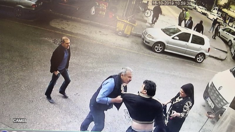 Aksaray’da 2 Kişinin Yaralandığı Silahlı Kavga Güvenlik Kamerasında