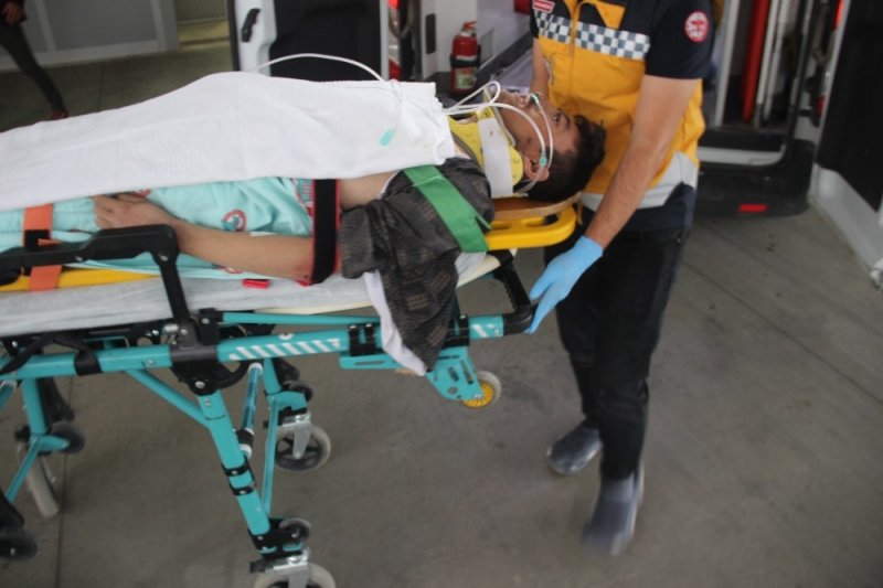 Tarlada Darp Edilmiş Ve Vücudunda Yanıklarla Bulundu