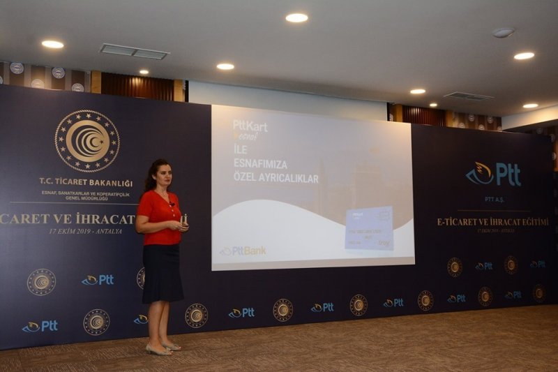 Esnaf ve Sanatkârlarına Yönelik E-Ticaret ve İhracat Eğitimi Verildi