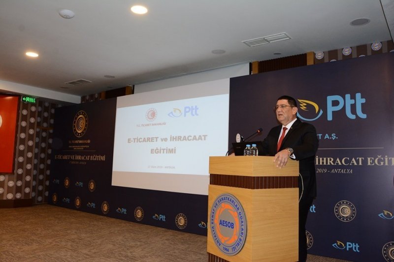 Esnaf ve Sanatkârlarına Yönelik E-Ticaret ve İhracat Eğitimi Verildi