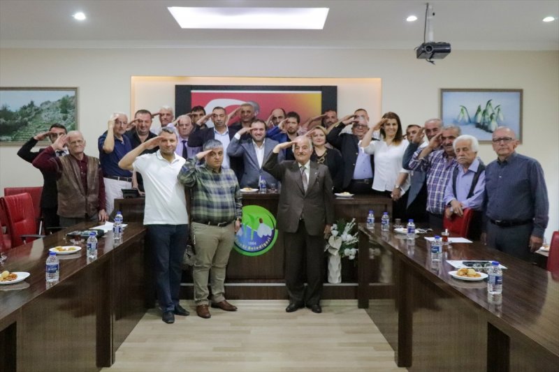 Akseki Belediyesi Meclisi Üyeleri, Mehmetçik'e Selam Gönderdi