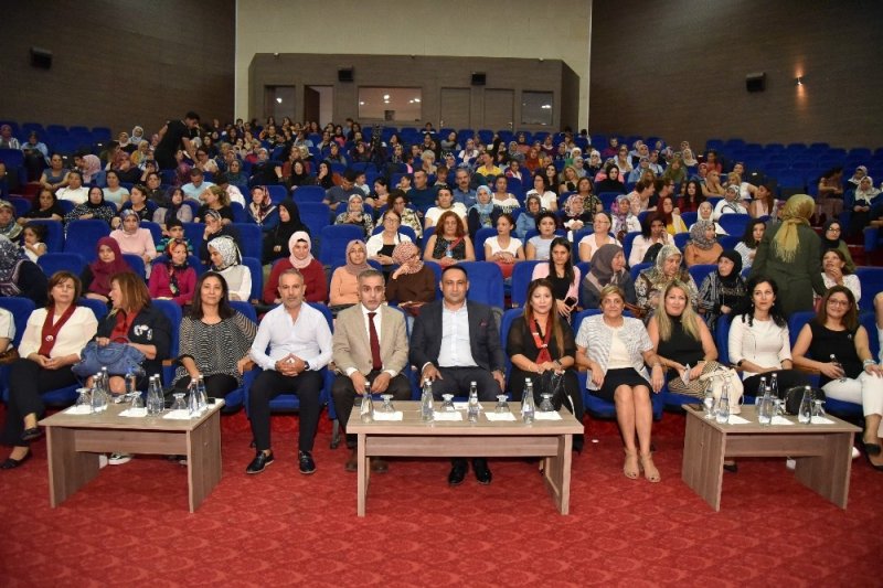 Yenişehir Lions Kulübü İşbirliğiyle Mutlu Çocuk, Mutlu Aile, Mutlu Toplum Temalı Konferans Yapıldı