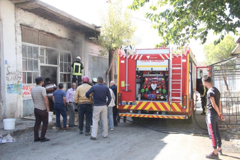 Karaman’da Depo Yangını Büyümeden Önlendi