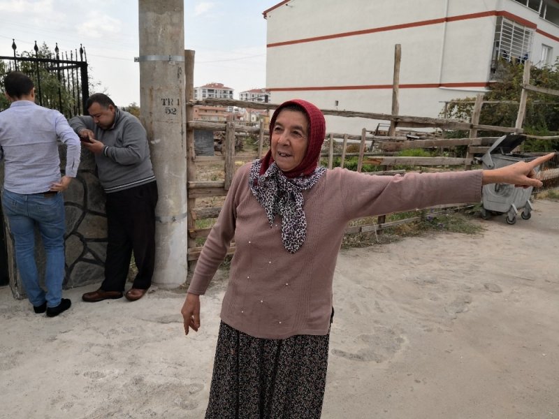 Hırsızlar Aksaraylı Kadının Taşpınar Halısına Göz Dikti