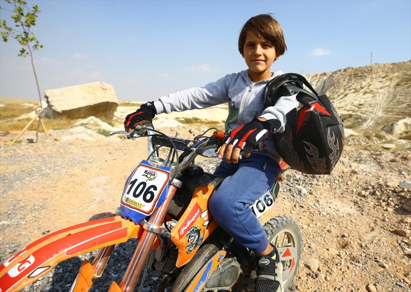 Mutlu Aile Ailecek Motosiklet Tutkunu