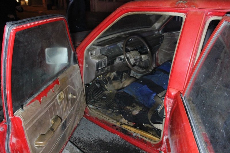 Karaman’da Park Halindeki Araçta Yangın Çıktı