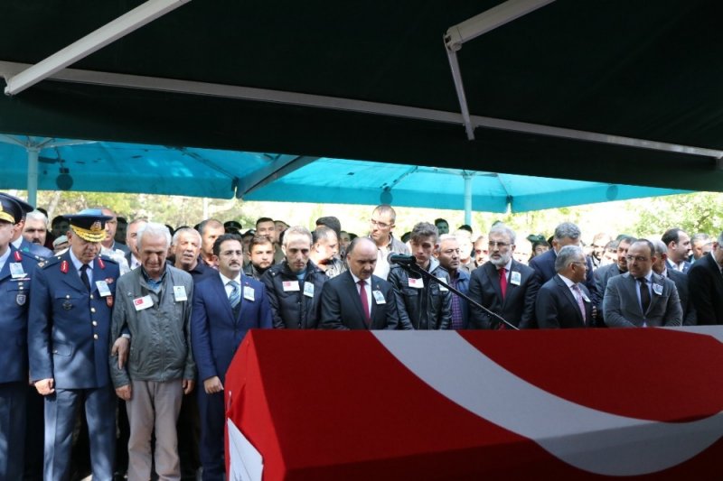 Ağrı Şehidine Gözü Yaşlı Veda