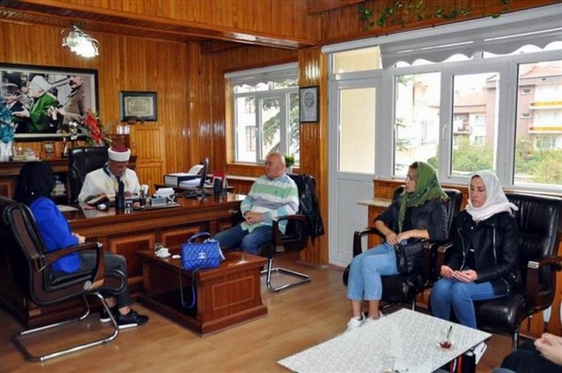 Moldova Ve Romanya Asıllı 3 Kadın Müslüman Oldu