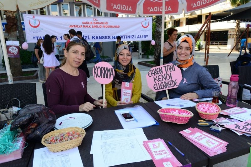 Meme Kanseri Farkındalık Etkinliği Düzenlendi