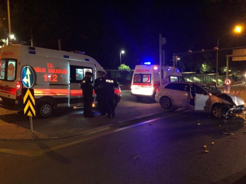 Başkent’te Trafik Kazası: 3 Yaralı