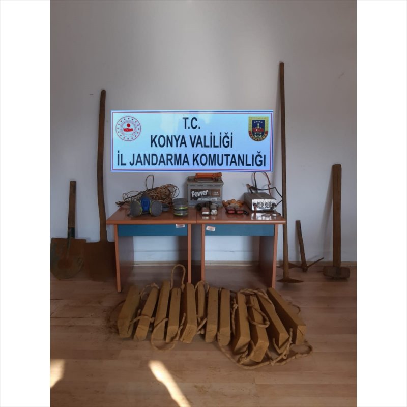 Konya'da Kaçak Kazı Yapan 3 Kişi Yakalandı