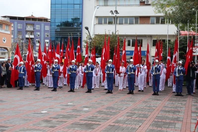 Karaman’da 29 Ekim Kutlamaları