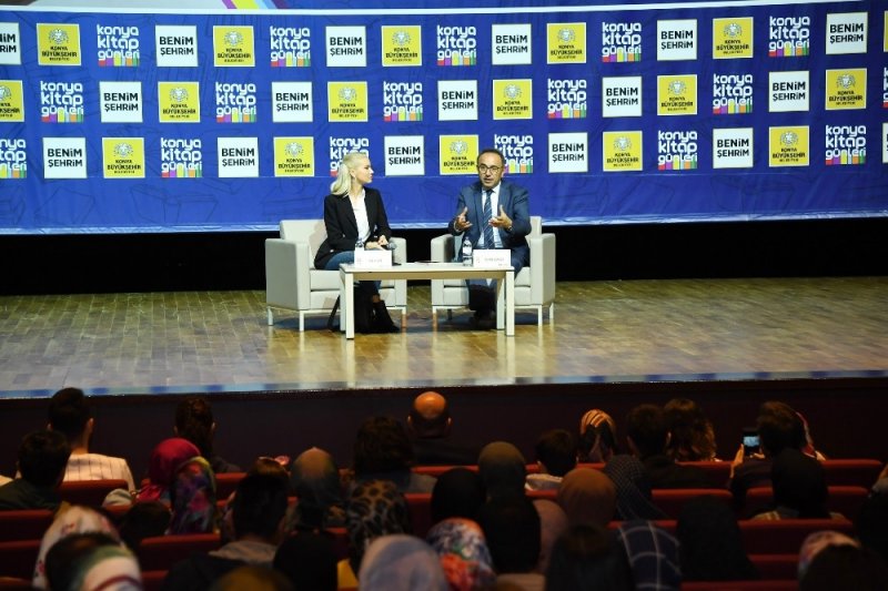 Konya'da Binlerce Vatandaş Kitap Günlerinde Buluştu