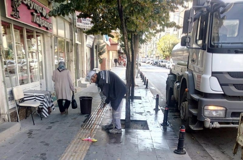 Karaman Belediyesinde Temizlik İşleri Kesintisiz Hizmet Veriyor