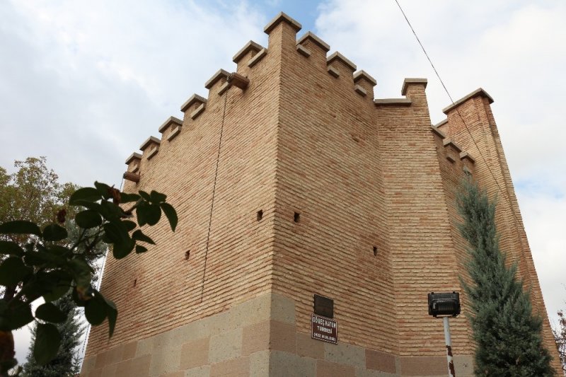 Konya’nın Kız Kulesi: ’Gömeç Hatun Türbesi’