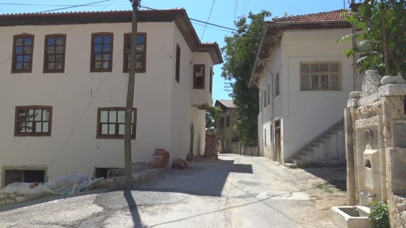 Ermenek’te Asırlık Evler Turizme Kazandırılıyor