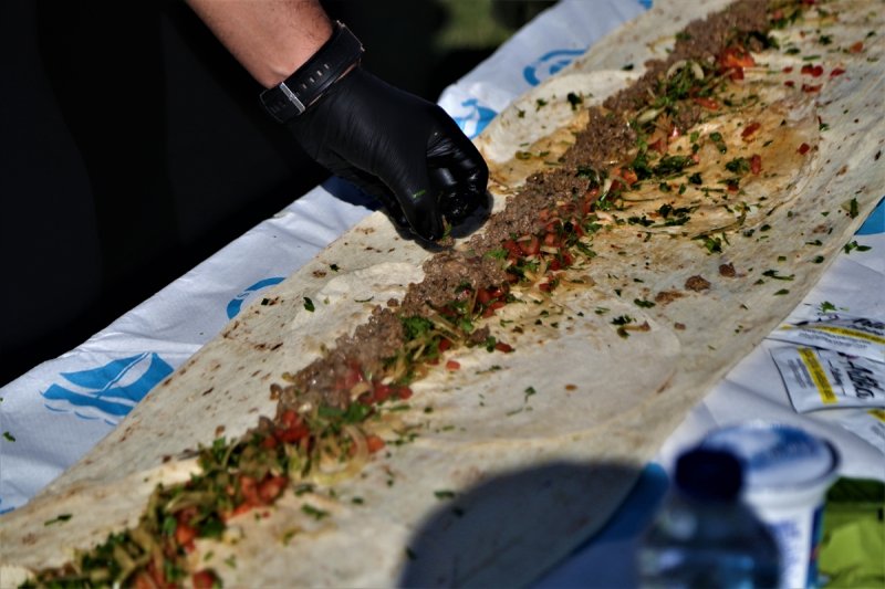 Aşçılık Bölümü Öğrencilerinden 33 Metrelik Tantuni