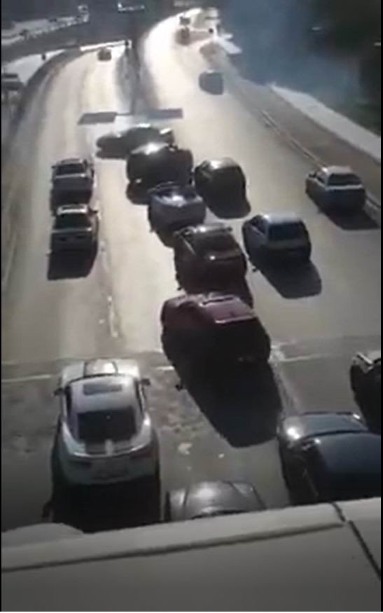 Konya'da Trafik Magandaları Yolu Kapatıp Drift Attılar