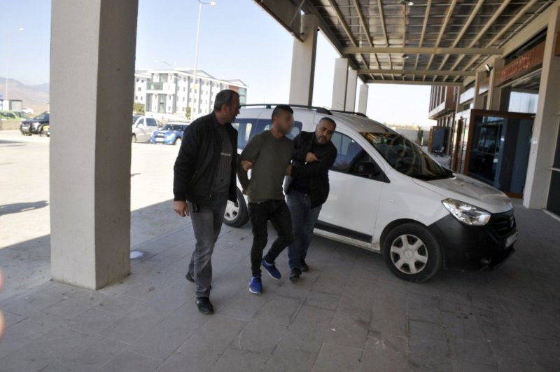 Kümesten 6 Kilo 250 Gram Esrar Çıktı