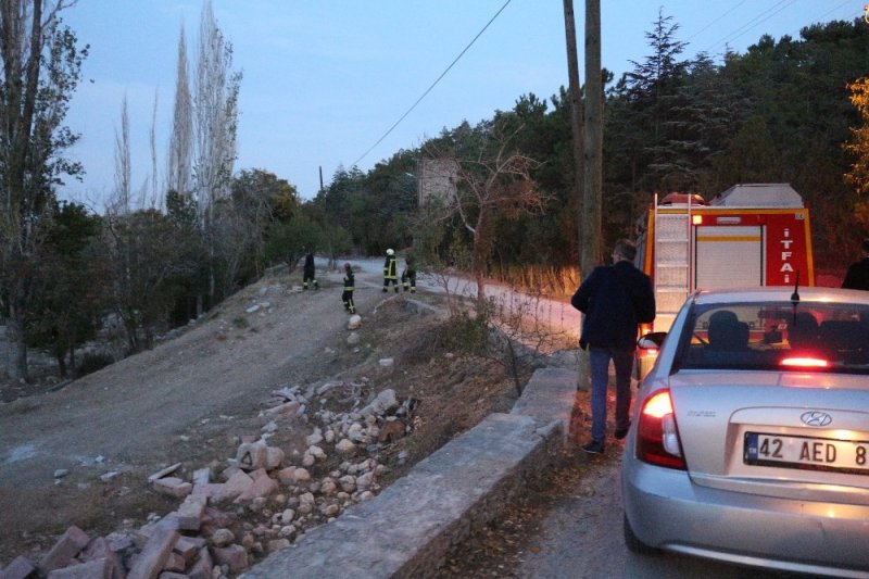 Konya'da bunalıma Giren Vatandaş Kuyuya Atladı