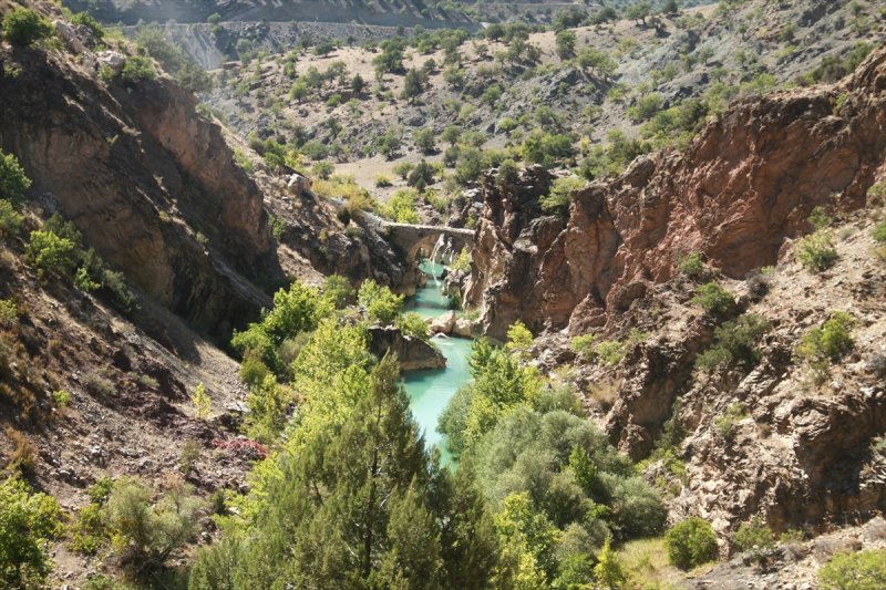 Göksu'nun Toroslardaki Gerdanlığı: Salavat Ve Cırlavık Köprüleri