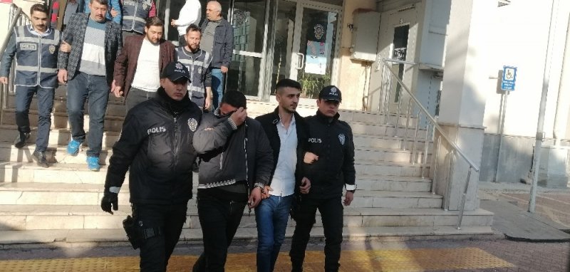 Kayseri’de Aranan Şahıslara Şafak Operasyonu