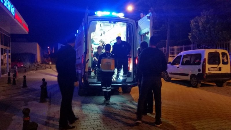 Annesini Sırtından Bıçakladı