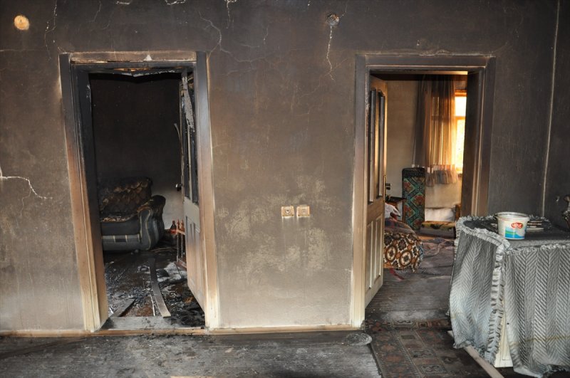 Konya'da Yanan Evdeki Kişi Öldü