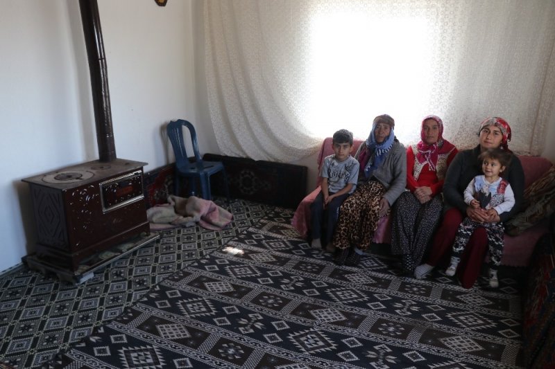 Aksaray'da İnekleri Çalınan Yaşlı Kadın Yardım Bekliyor