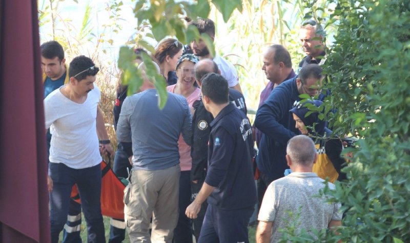 Anne, Kızı Fenalaşınca İntihardan Vazgeçti