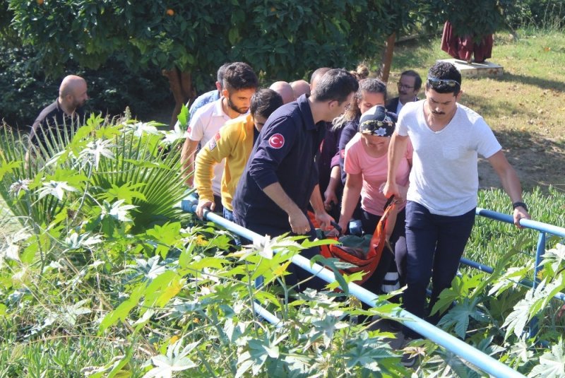 Anne, Kızı Fenalaşınca İntihardan Vazgeçti