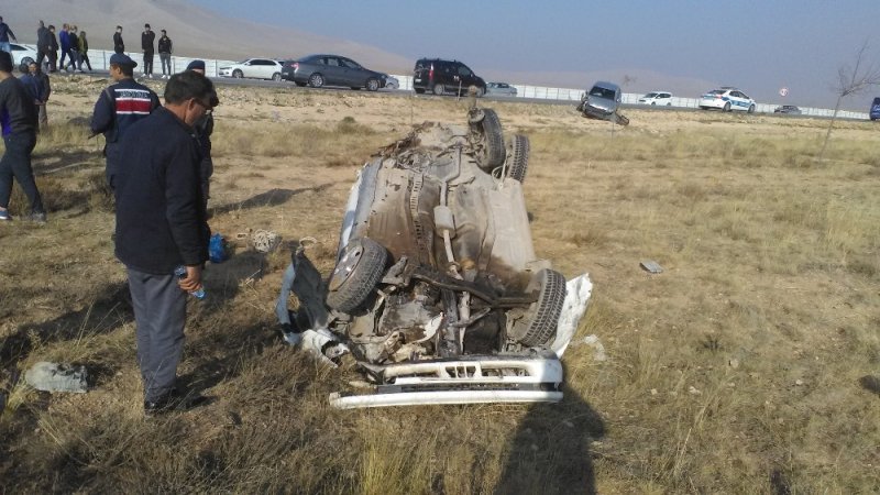 Konya Aksaray Yolunda Trafik Kazası : 1 Ölü, 5 Yaralı