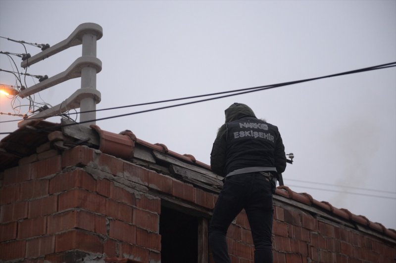 Eskişehir'deki Uyuşturucu Operasyonunda 9 Şüpheli Yakalandı