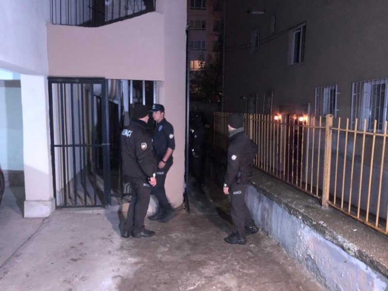 Başkent’te Cinnet Getiren Genç Balkondan Düştü