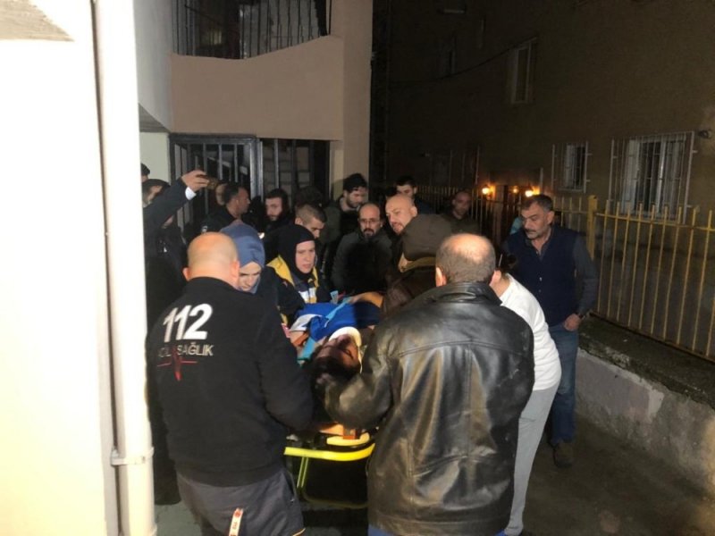 Başkent’te Cinnet Getiren Genç Balkondan Düştü