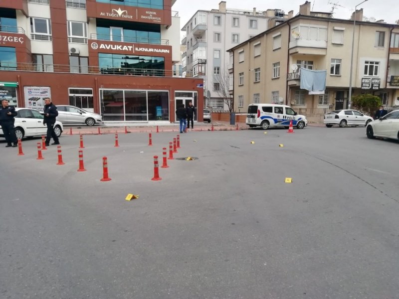 Kendisinden Davacı Olan Kişilere 6 El Ateş Açan Şahıs Kıskıvrak Yakalandı