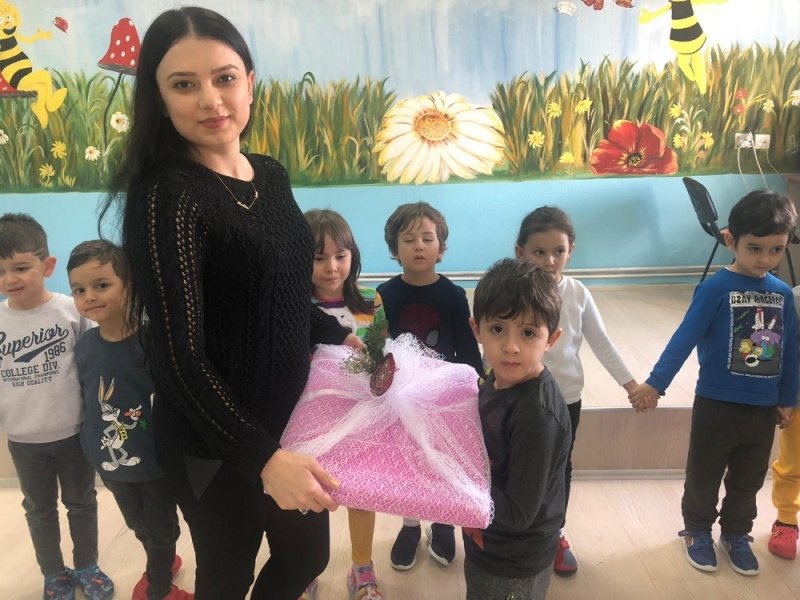 Karaman’da Minik Öğrencilerden Öğretmenlerine Anlamlı Hediye