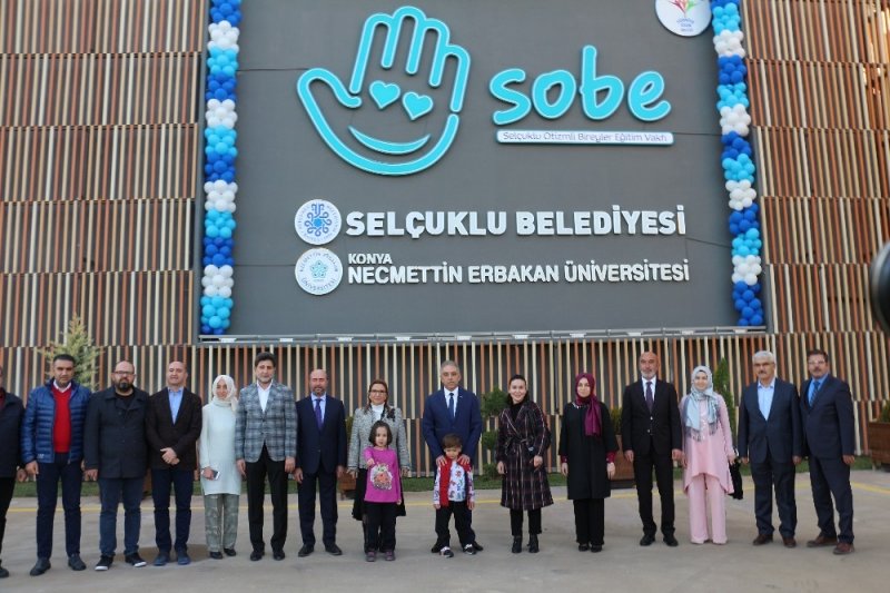 Ticaret Bakanı Ruhsar Pekcan Konya'dan Esnafa Seslendi