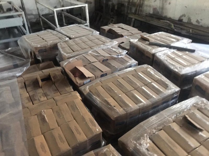 Adresine Teslim Edilmeyerek Depoda Saklanan Kozmetik Ürünler Polis Tarafından Bulundu