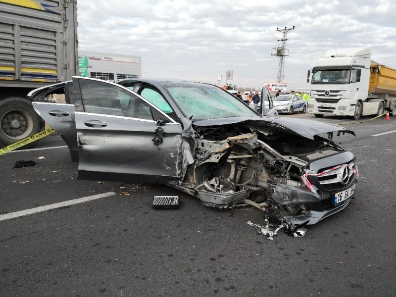 Aksaray'da Trafik Kazası : 1 Ölü, 3 Yaralı