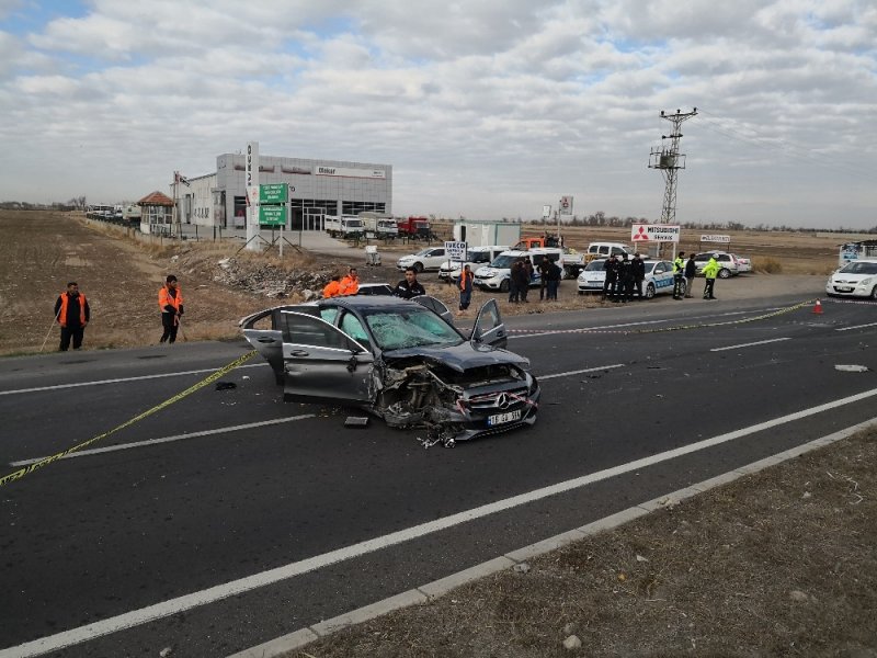Aksaray'da Trafik Kazası : 1 Ölü, 3 Yaralı