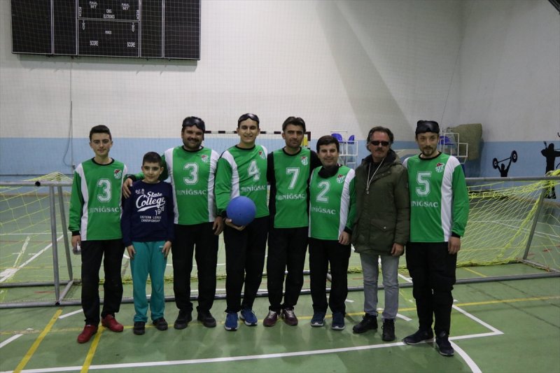 "Zilli Top"un Peşinde Sosyalleşip, Başarmanın Gururunu Yaşıyorlar