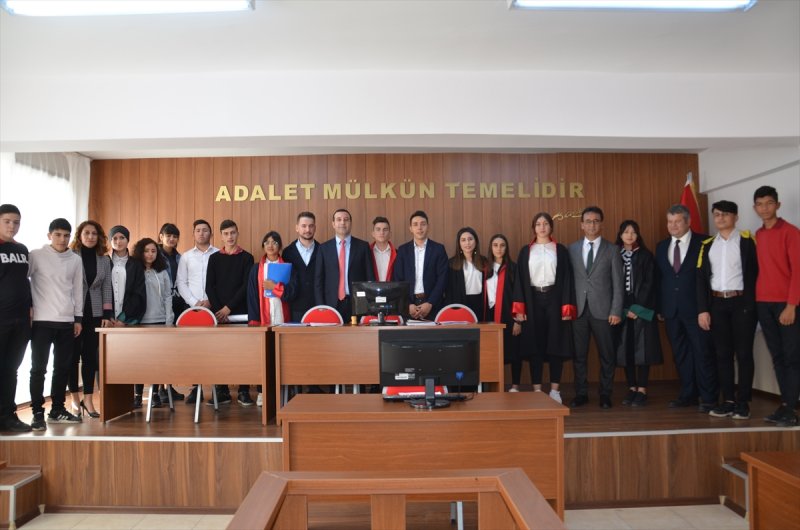 Öğrenciler Adaleti Mahkeme Salonunda Öğrenecekler!