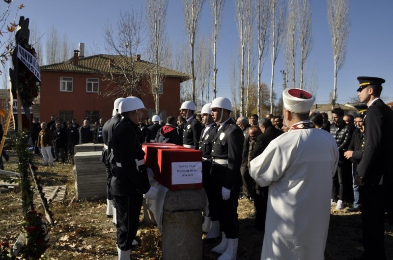 Kalbine Yenik Düşen Polis Memuru İçin Konya'da Son Görev