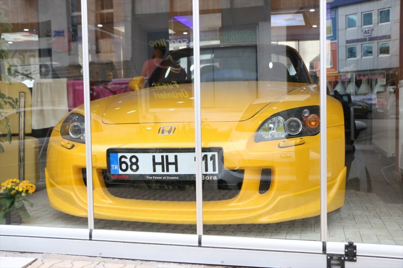 Aksaray'da Berberin 170binlik Hayali Dükkanında